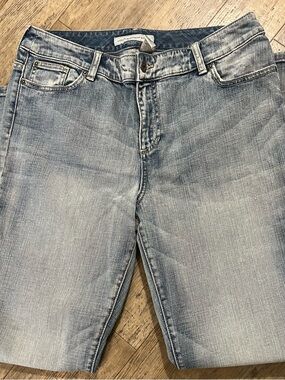 Chico's Faded Light Blue Boyfriend Jeans Sz 2